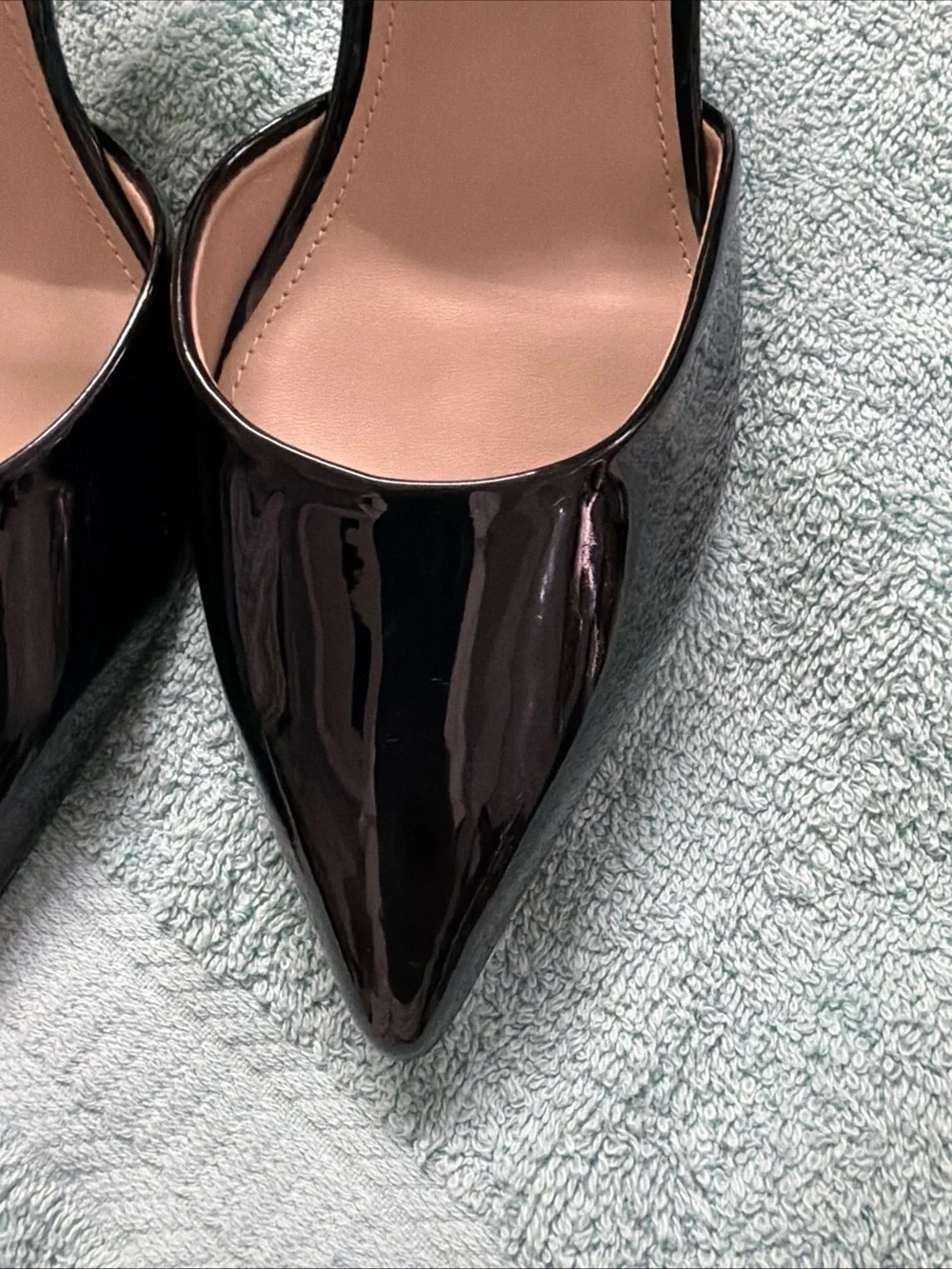 Marc Fisher Black Patent Pointed-Toe Slingback Pumps 8M
